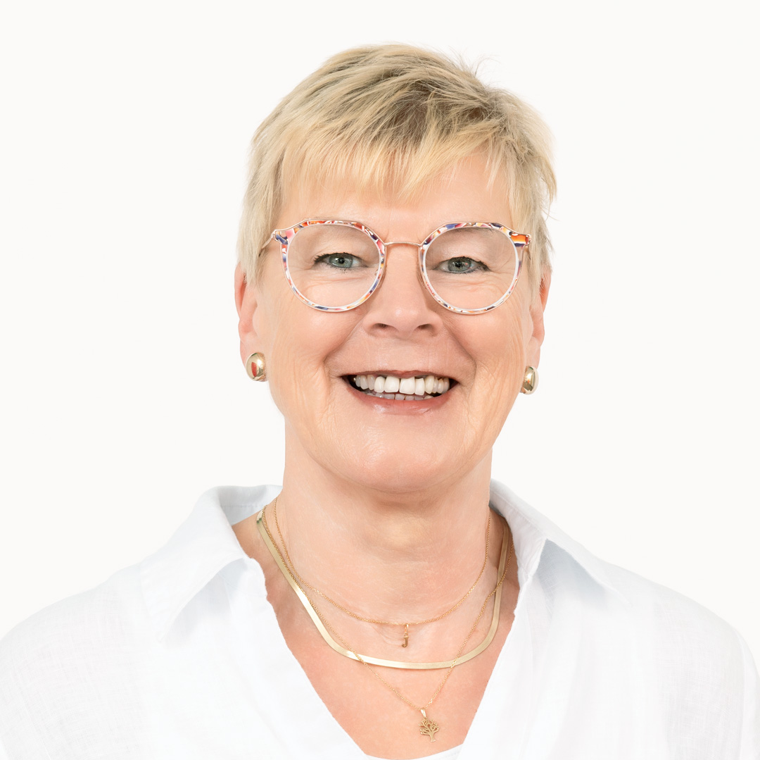Hermine Ostendorf ist seit 2009
unverzichtbarer Teil des Weiss-
Teams. Wir können nicht ohne sie.
Und umgekehrt genauso ;-)