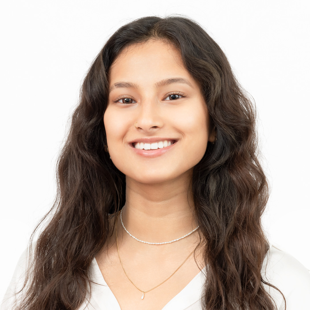Goldschmiedin Maima Moormann
begeistert mit Leidenschaft,
handwerklichem Geschick und
Kreativität unser gesamtes Team.